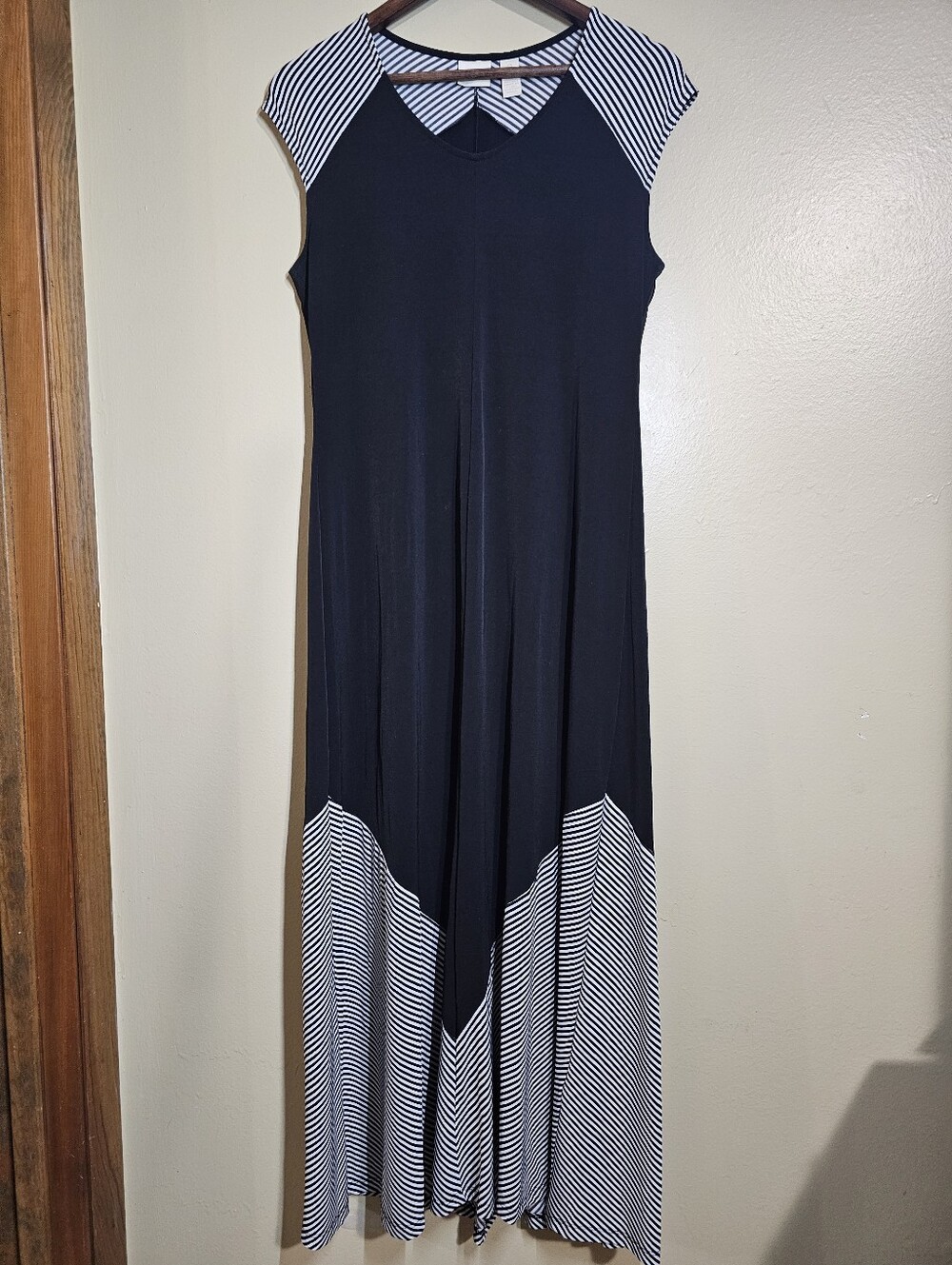 Chico's Travelers Black Striped Maxi Dress Size 0 Small Cap Sleeve Stretch